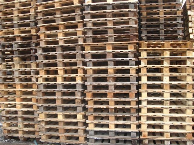 Houten-paletten_HoutPeeters